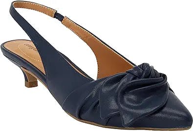 The Tia Slingback: The perfect mix of comfort and style for wide feet!
